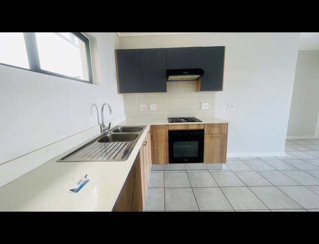 2 BEDROOM APARTMENT RENTED IN GREENCREEK LIFESTYLE ESTATE